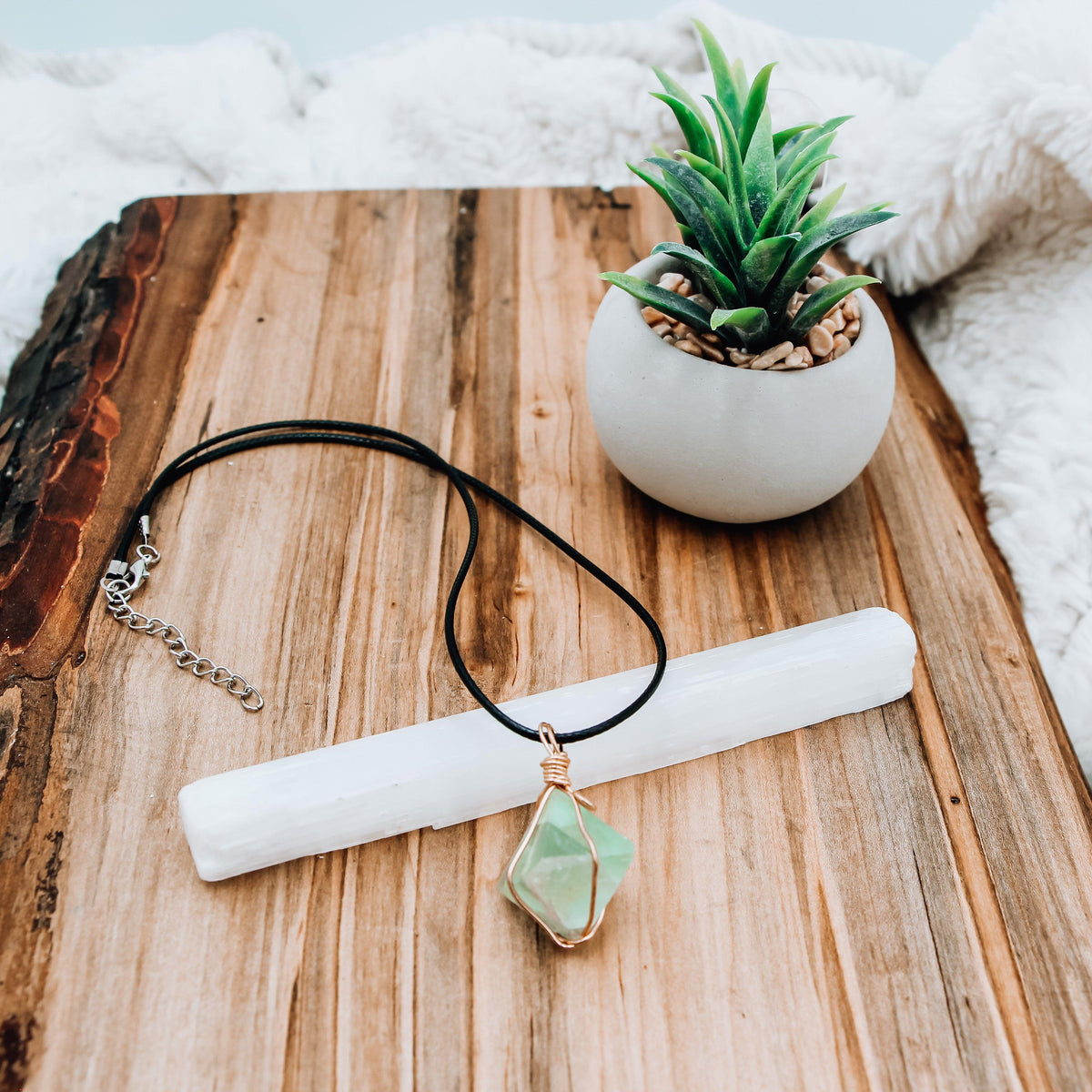 Green Fluorite Gemstone Necklace – Heal, Grow, and Glow from Within!