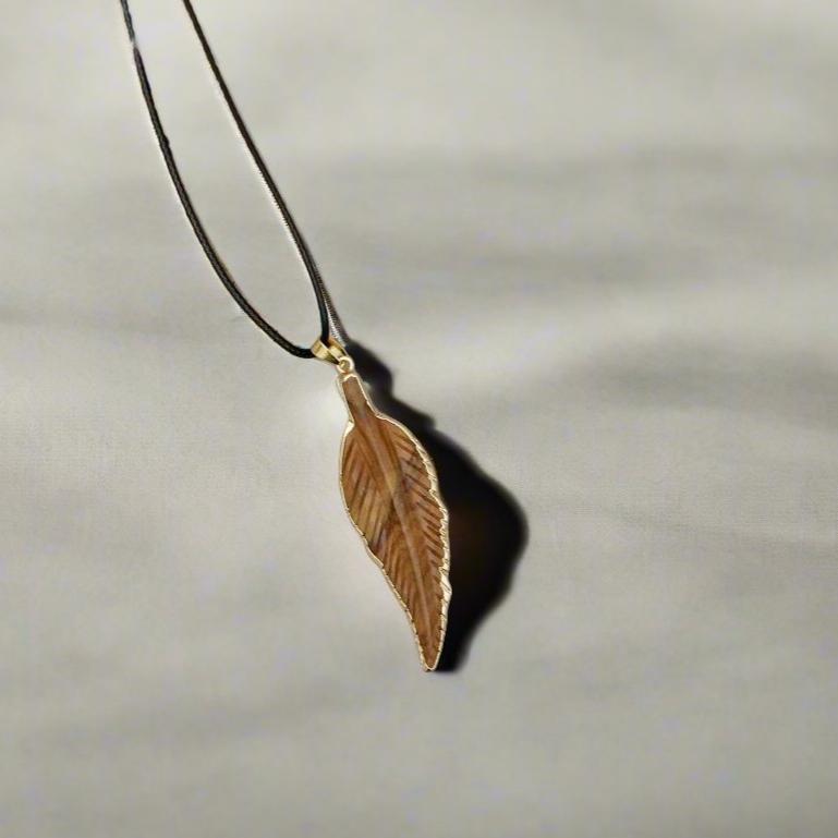 Tiger&#39;s Eye Leaf Gemstone Necklace for mental clarity, strength, and emotional balance, made with healing crystals for anxiety.